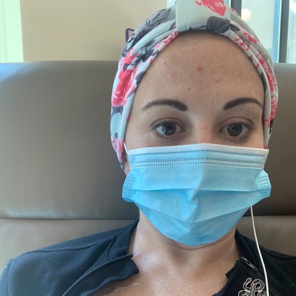 Meet your Posher, Amanda - Picture 3 of 6